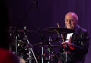 Colin Petersen, primeiro baterista do Bee Gees, morre aos 78 anos